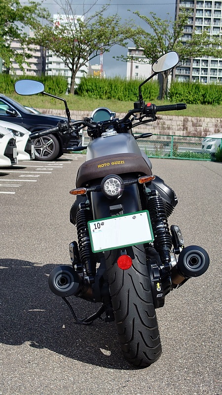 MOTO GUZZI V7 stone centenario 楽しいなっ♪